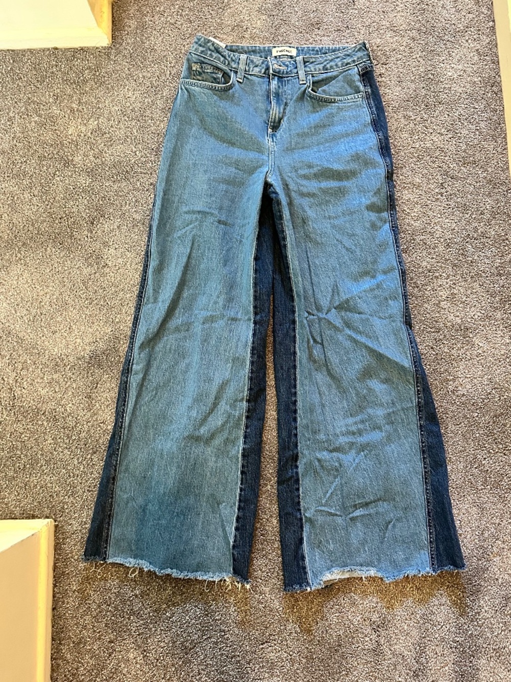 Beau High Waist Wide Leg Jeans - size 26